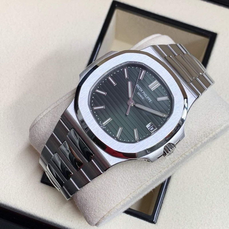 Patek Philippe Cubitus